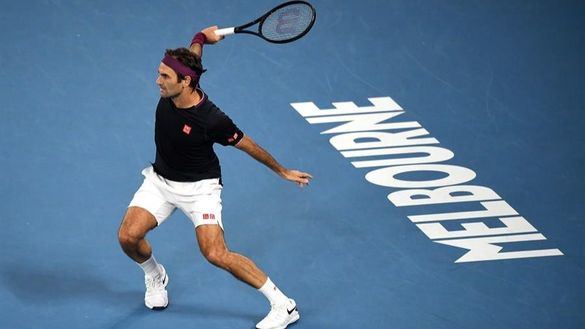 Abierto de Australia. Federer sufre y Djokovic domina con claridad