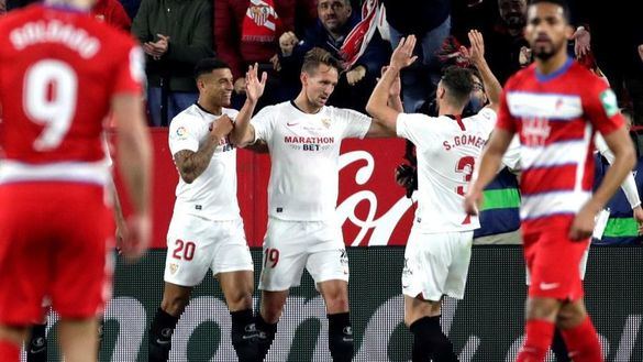 El Sevilla deshace al Granada en el inicio del adiós de Banega | 2-0