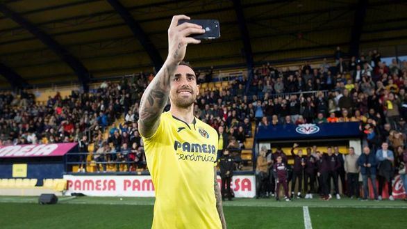 A falta de Cavani, Alcácer, Suso y Carrasco animaron el mercado