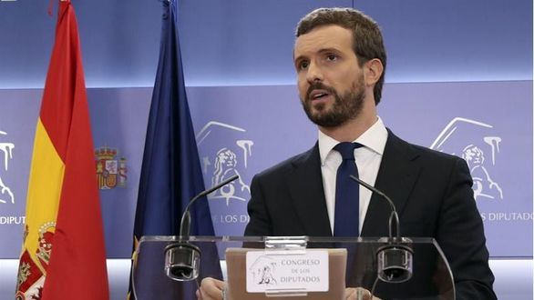 Casado critica que Sánchez vaya a 