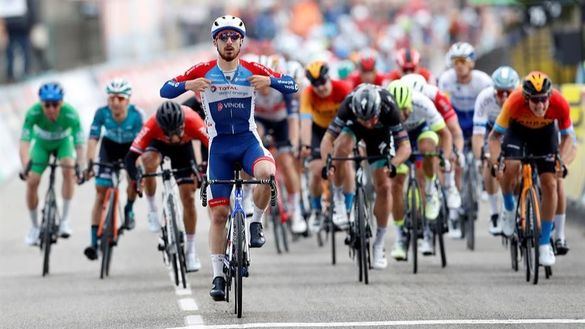 París-Niza. Bonifazio arrebata a Cortina su segundo triunfo de etapa