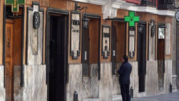 14 farmacias madrileñas cierran sus puertas a causa del coronavirus