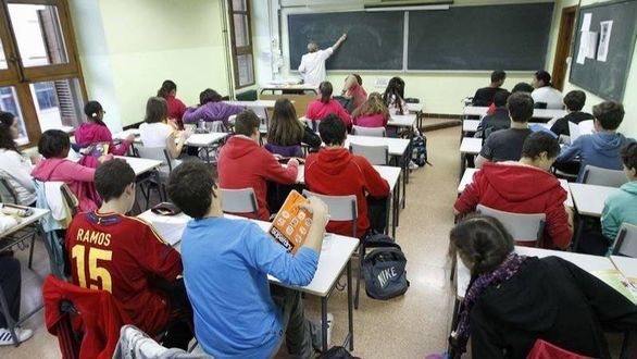 El Consejo Escolar sugiere que suspensos y repeticiones de curso sean extraordinarios