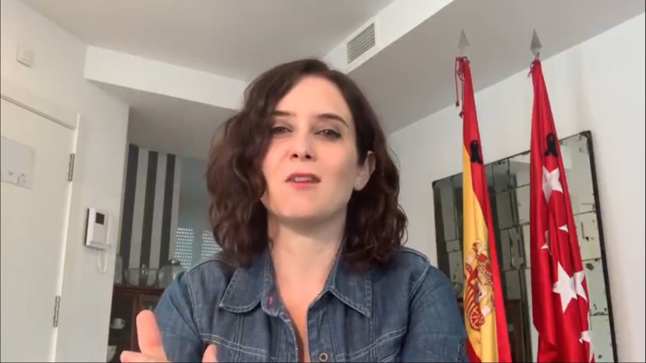 Díaz Ayuso recibe el alta médica tras superar la COVID-19