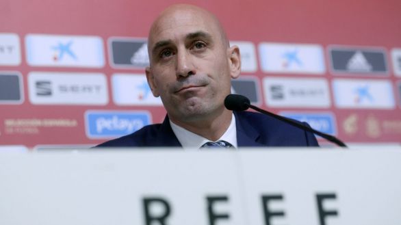 La RFEF decide bajar el cierre de Segunda B y Tercera sin descensos