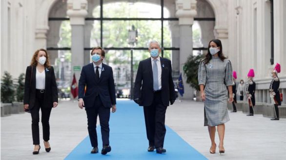 Vargas Llosa ensalza la actitud heróica y cosmopolita de Madrid ante la plaga