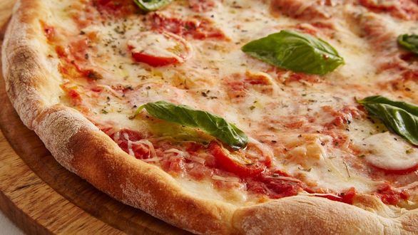 Las pizzas refrigeradas mejor valoradas que puedes comprar en el 'súper'