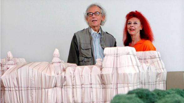 Fallece Christo, el artista que envolvió el Reichstag y el Pont-Neuf