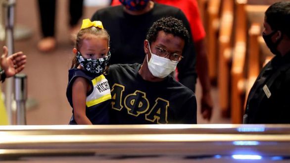 EEUU despide a George Floyd y Trump empuerca el ambiente