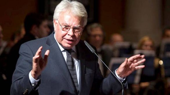 Felipe González compara al Gobierno de coalición 