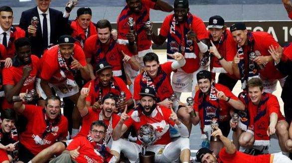 ACB. El Baskonia sorprende al Barcelona y es campeón de Liga