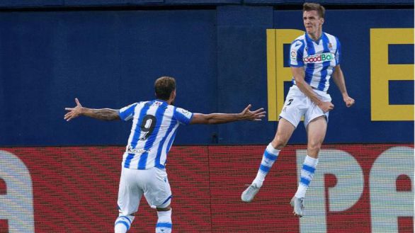 La Real se impone al Villarreal en el duelo por Europa |1-2