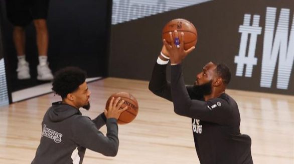 NBA. Los Raptors frenan en seco a los Lakers de LeBron James