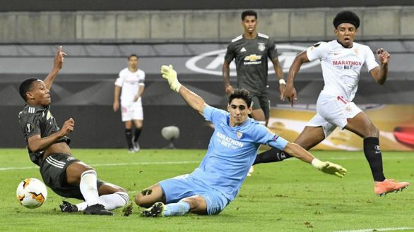 Europa League. Un Sevilla agónico aguanta al Manchester United y es finalista | 2-1