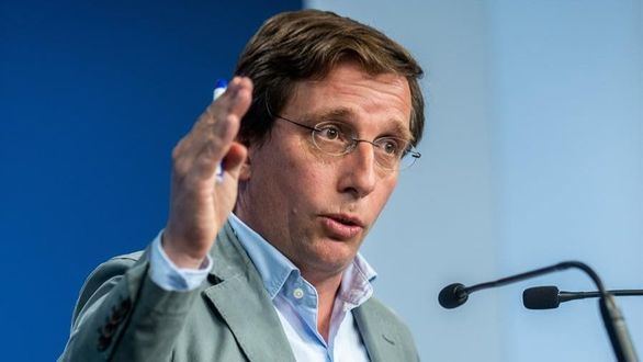 Almeida y Escudero estallan contra Page por tildar a Madrid de 