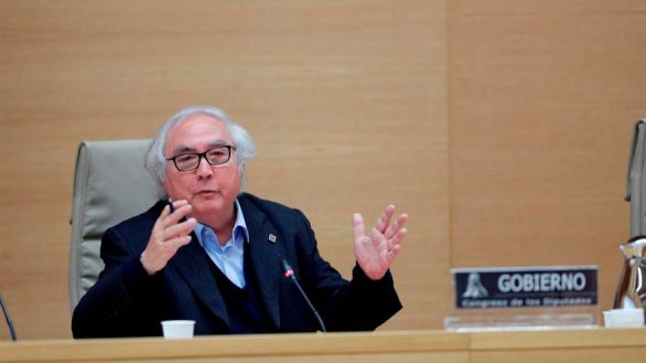 Castells rompe el 'silencio administrativo' y revela su plan para volver a la Universidad: 