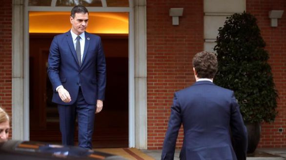 Nuevo choque entre Sánchez y Casado por la renovación de las instituciones