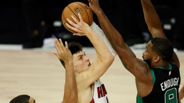 NBA Playoffs . Herro congela a los Celtics y deja a los Heat a un triunfo de las Finales