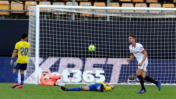 El Sevilla gana al Cádiz en el descuento | 1-3