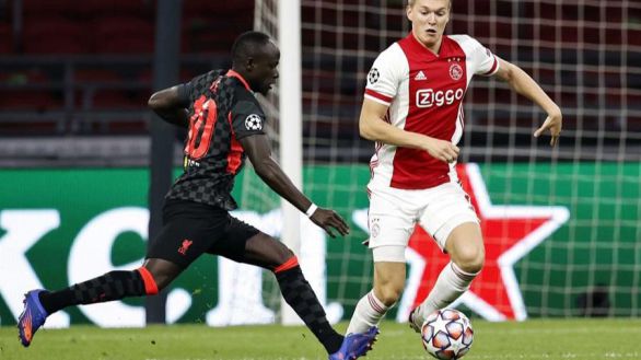 El Liverpool se basta para salir ganando de Amsterdam | 0-1