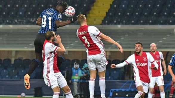 El Atalanta baja los humos al Ajax | 2-2