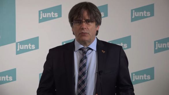 Puigdemont renuncia a ser candidato de JxCat en las elecciones catalanas