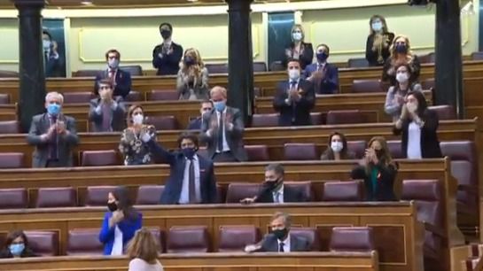 Aprobada la ley que elimina el español de las aulas y vapulea la concertada