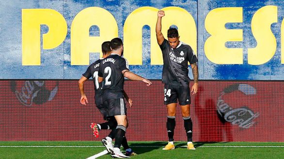 Un Real Madrid en cuadro sobrevive a los achuchones del Villarreal |1-1