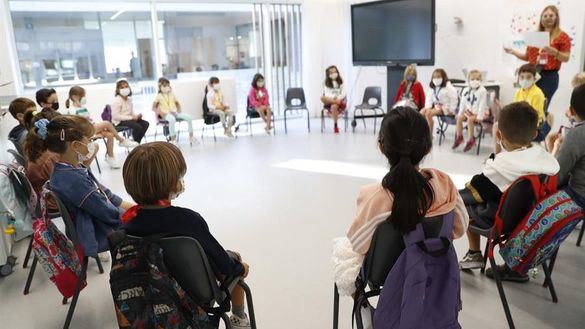 Madrid reparte 5.000 medidores de CO2 para controlar el nivel de ventilación en las aulas