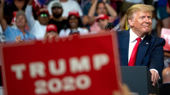 Trump agita el fantasma del fraude electoral durante 45 minutos de vídeo