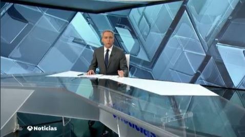 Vicente Vallés se supera frente a Piqueras y Franganillo en la segunda edición de informativos