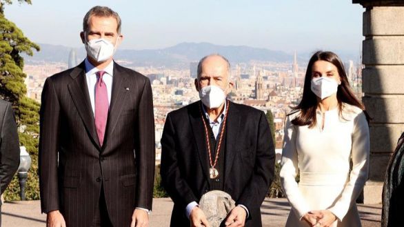 Casado acusa a Sánchez de 