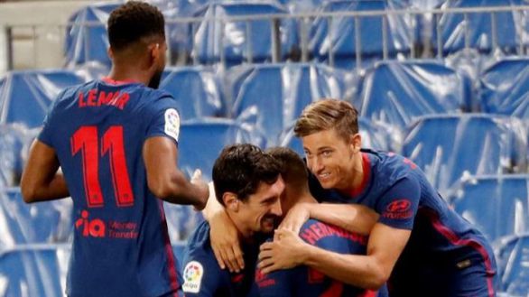 La Real Sociedad juega y el Atlético de Simeone golpea y lidera | 0-2