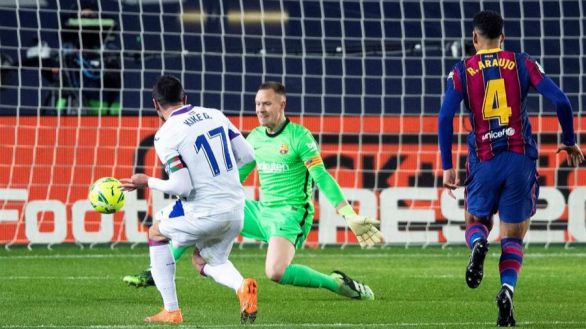 El Eibar festeja los privilegios de Messi en el Barcelona | 1-1