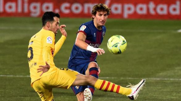El Barcelona encuentra su bálsamo en la nada absoluta del Huesca | 0-1