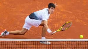 Abierto de Australia. Alcaraz, el 'heredero' de Nadal, accede a su primer Grand Slam con 17 años