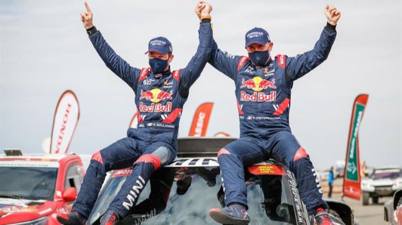 Rally Dakar. Peterhansel y Benavides, triunfadores de una edición marcada por la tragedia