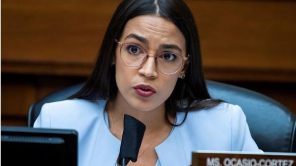 La demócrata Ocasio-Cortez revela que fue agredida sexualmente