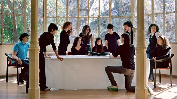 Autora de utopías , de Carmela García: una exposición fotográfica y visual sobre el ideal feminista