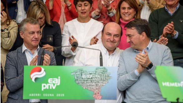El PNV celebra el acercamiento del PP de Casado