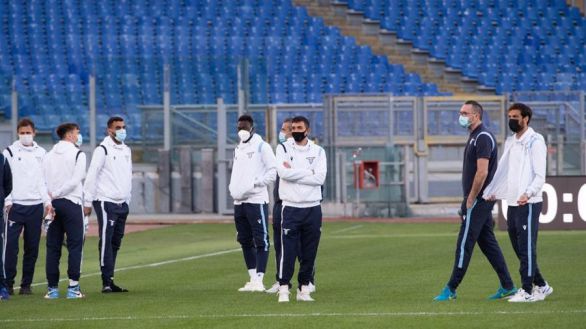 Lío en Italia: el Torino, bloqueado por el Covid, no se presenta al partido y la liga le sanciona