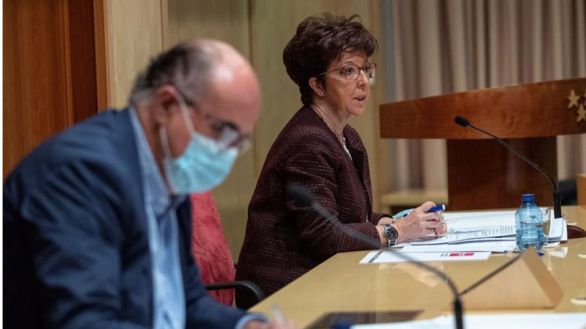 Madrid sale del riesgo extremo, pero mantiene las restricciones y su negativa a cerrar en Semana Santa