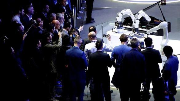 Primera baja en el Mobile World Congress: Ericsson y Facebook cancelan su asistencia