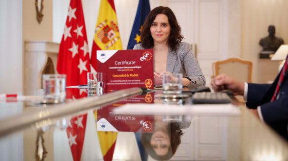 Díaz Ayuso recibe el premio Región Emprendedora Europea 2021-2022