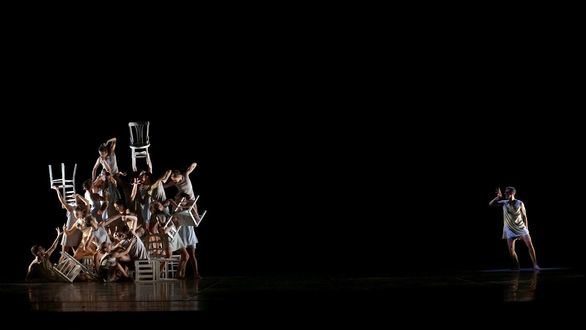 El teatro en el mundo agoniza, pero su resiliencia le impide bajar el telón