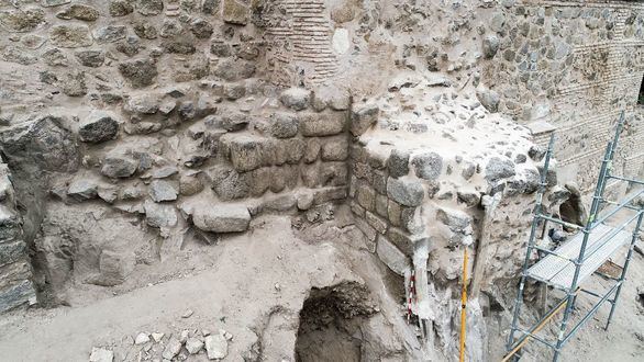 Descubiertas en Toledo tres torres y 30 metros de muralla del califato Omeya