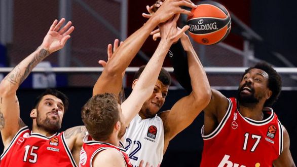 Euroliga. El Real Madrid se aferra al playoff tras derrotar al Olympiacos |72-63