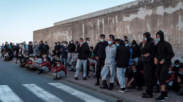 Canarias deportará a los inmigrantes que participen en altercados: 