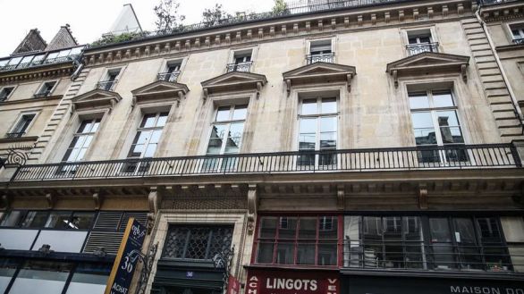 Un exministro francés reconoce haber comido en un restaurante clandestino