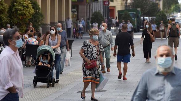 Los brotes de Covid se pueden prevenir si el 60% lleva mascarilla y cumple con la distancia social